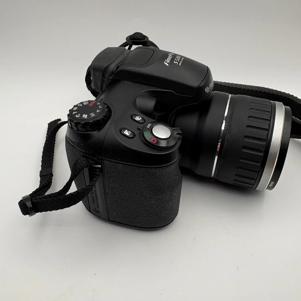 Fujifilm finepix s5200